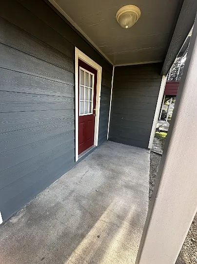 Redbud Place Apartments — Photo 17