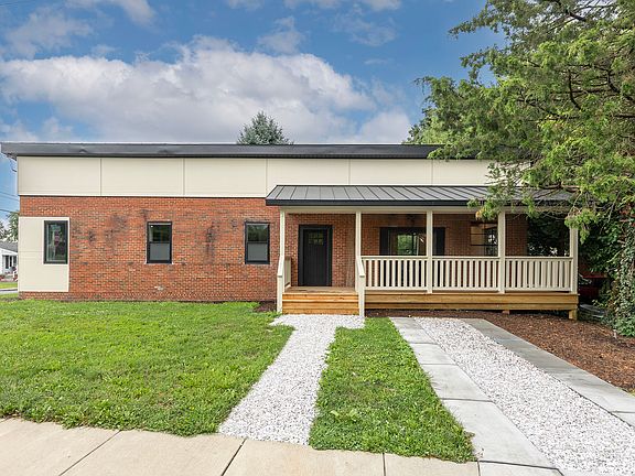 2nd image of 903 Orchard Ave
