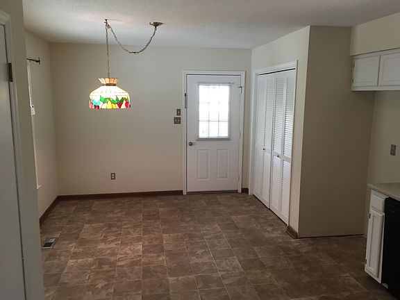 Large, Eat-in Kitchen