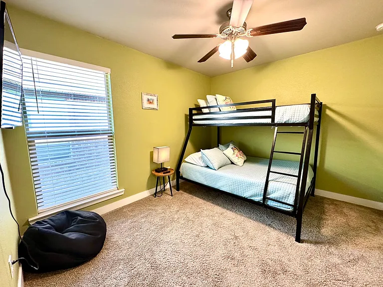 3108 Urbana Ave — Photo 23