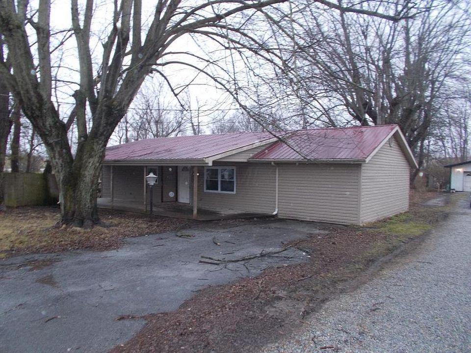 1st image of 348 John St