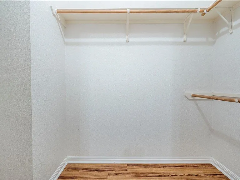 6801 Porter St — Photo 17