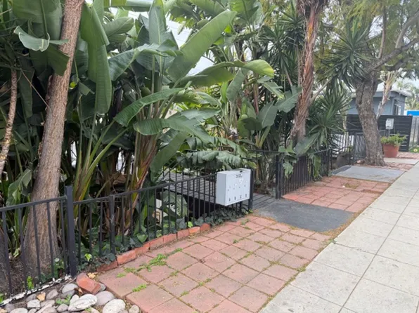 Garnet Avenue, 2033 Garnet Ave APT A, San Diego, CA 92109