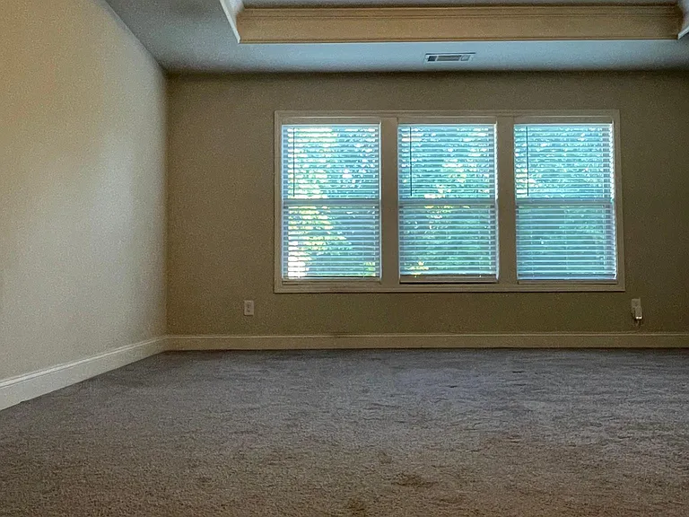 2028 Teagen Ct — Photo 12