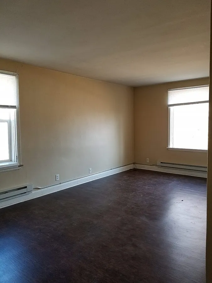1 bed, $885 — Photo 2