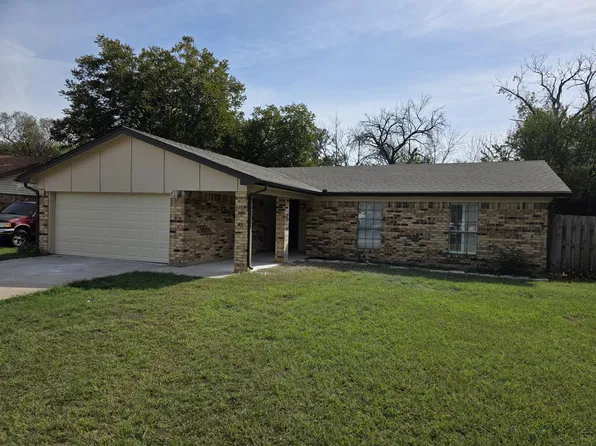 4717 Cripple Creek Rd, Haltom City, TX 76137