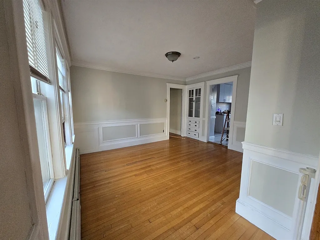 2 bed, 1.0 bath, 1240 sqft, $2,995 — Photo 4
