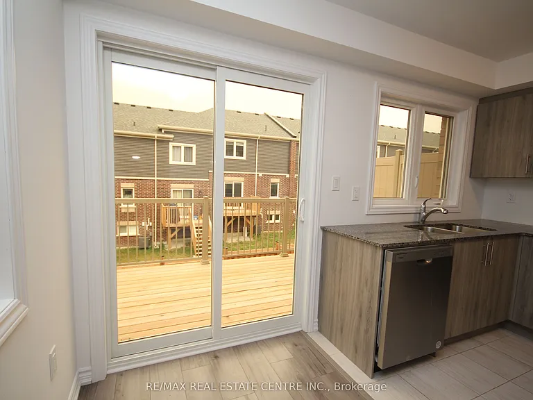 30 Wagon Ln — Photo 17