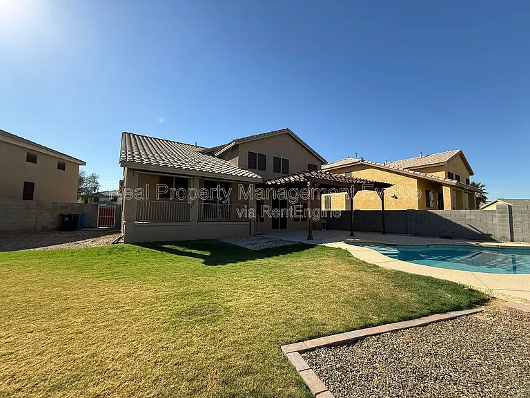 8014 W Pima St — Photo 39