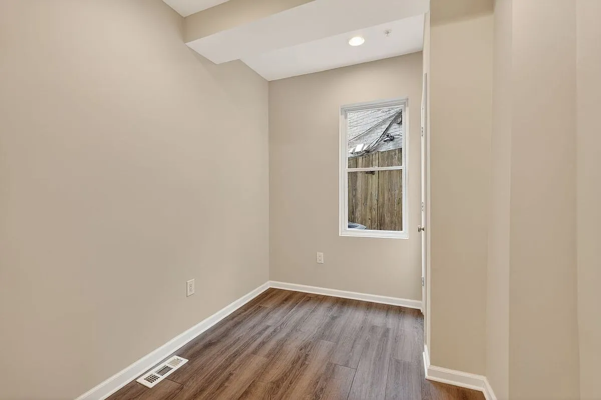 2 bed, 2.0 bath, 992 sqft, $2,800 — Photo 4