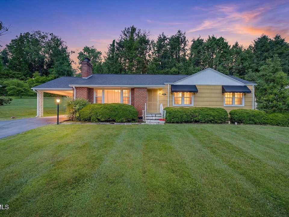 1st image of 606 Pine Hill Rd