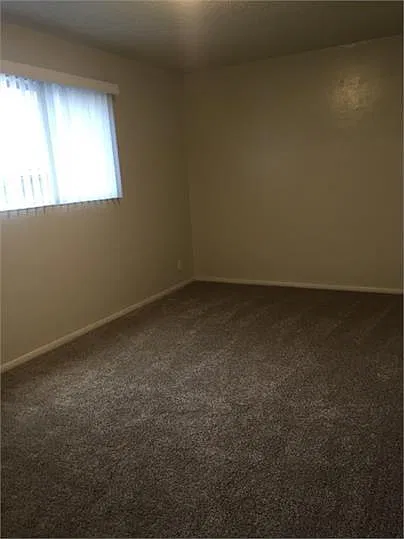 228 Stewart Street Apts — Photo 2