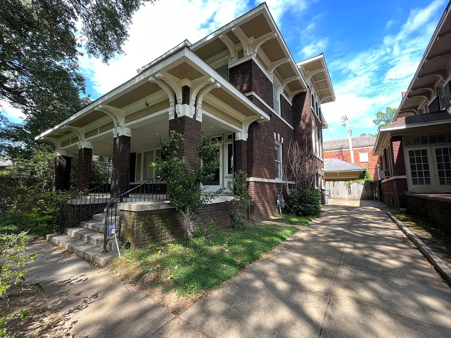 Central Gardens home with 4BR/2ba up w office/flex space. Wrap around, covered front porch! Pets ... — Photo 2