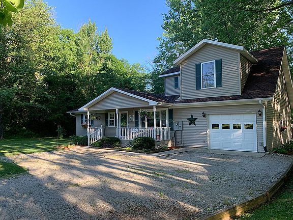 5th image of 303 Jefferson Valley