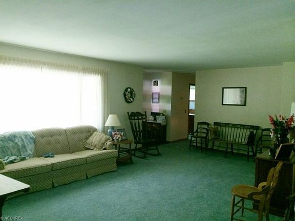 4th image of 10961 Fernway Dr