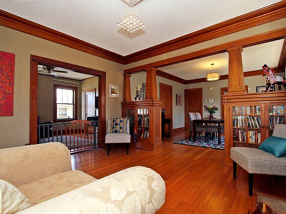 5th image of 1910 W 41st Ave