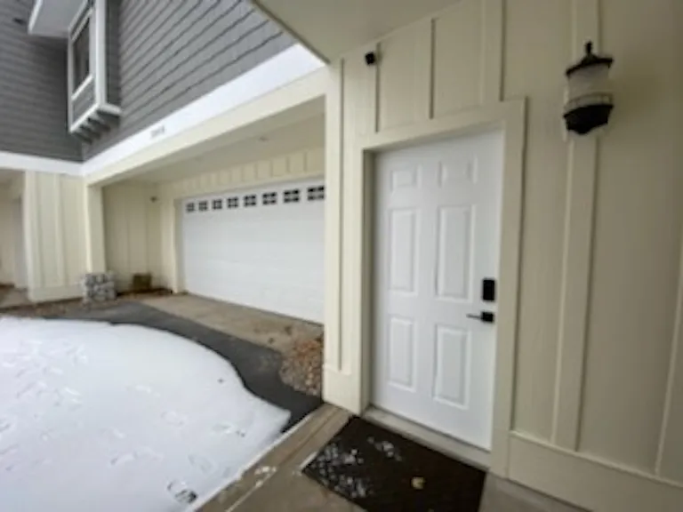 2048 Marina Ct — Photo 25