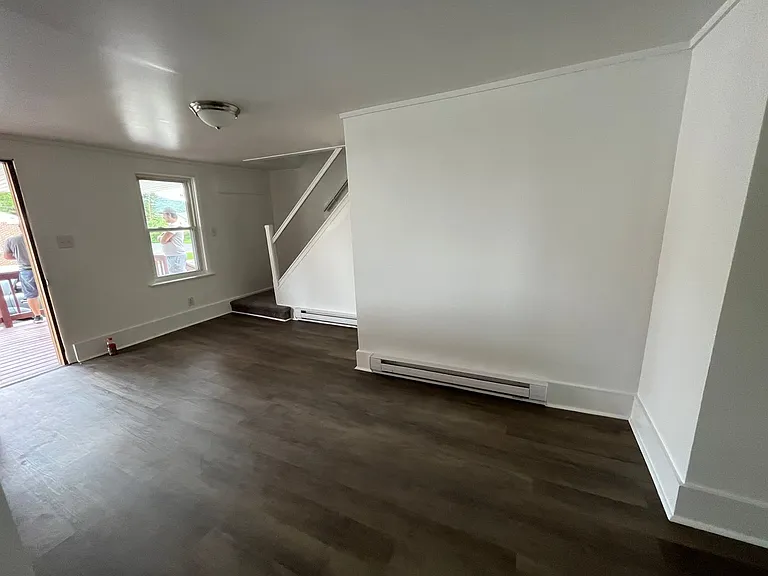 112 Beach St — Photo 6
