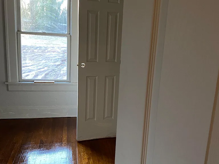 383 Hopkins St SW — Photo 15