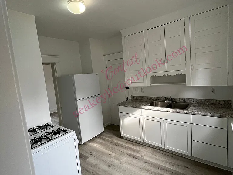 3191 W 116th St #1A — Photo 10