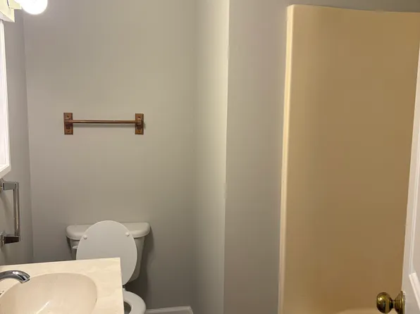 510 W Vine St, Adairville, KY 42202