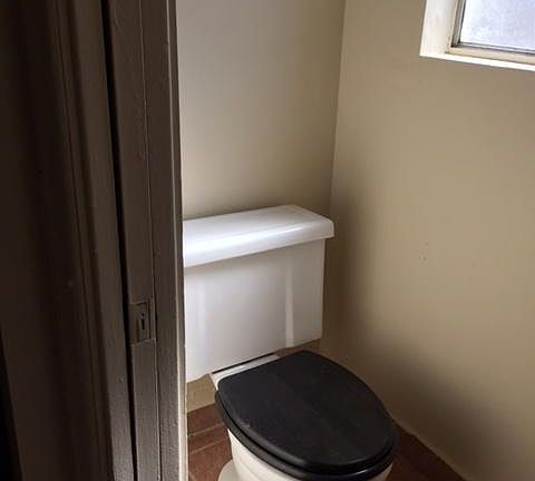 5th image of 11523 Obert Ave #9