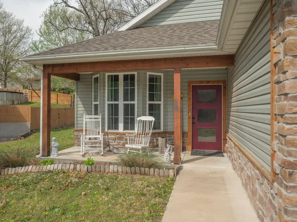 1704 Susan Place, Neosho, MO 64850
