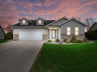 579 Ann St, Columbus, WI 53925