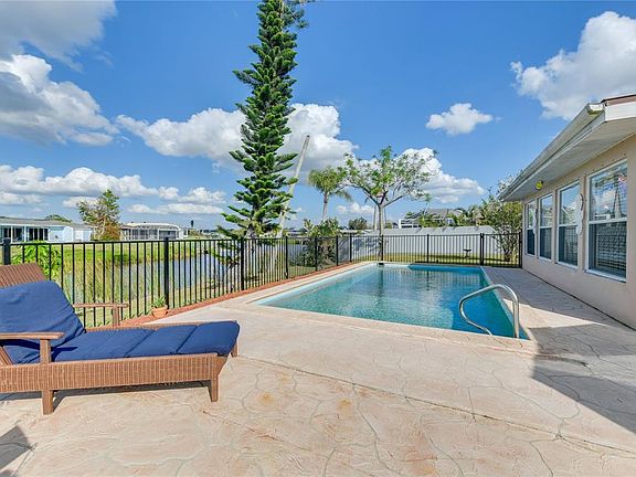 5th image of 6222 Fabian Rd