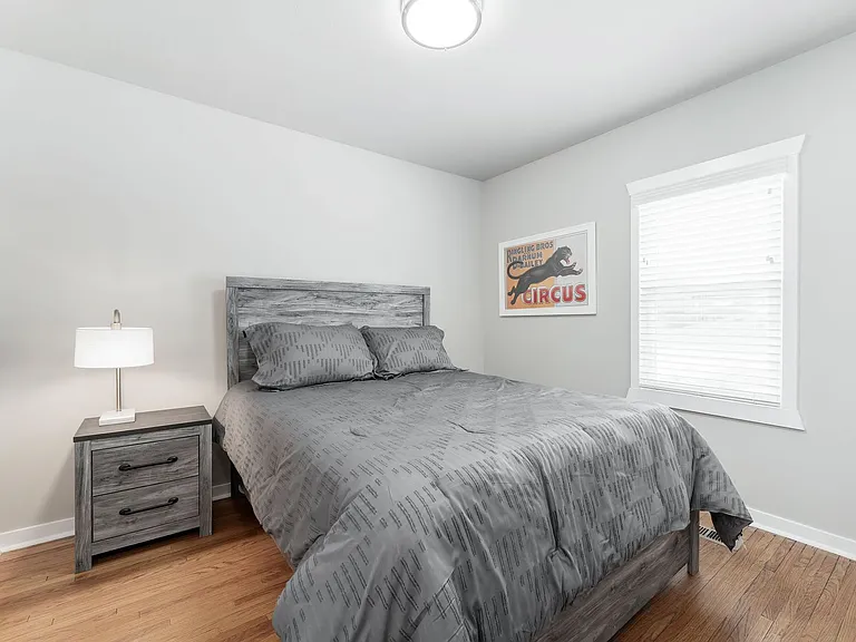 1205 S 7th Ave — Photo 12