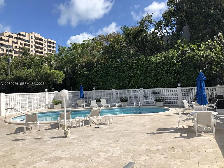 150 Ocean Lane Dr #4B — Photo 10