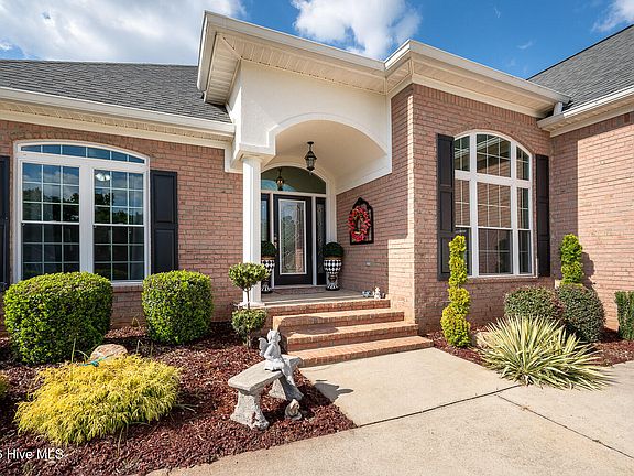 3rd image of 213 Mineral Court