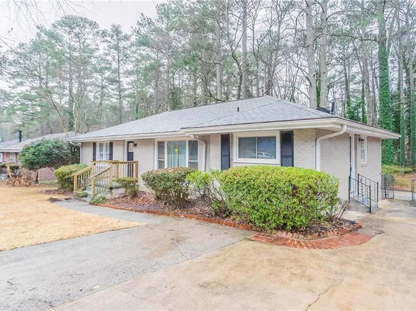 2534 Ben Hill Rd, East Pt, GA 30344