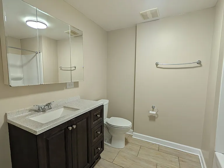 817 N 23rd Ave #5 — Photo 22