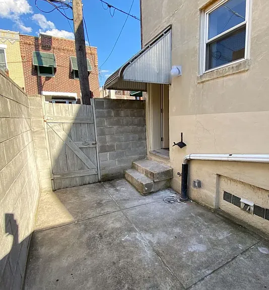 1215 Tasker St #1 — Photo 9
