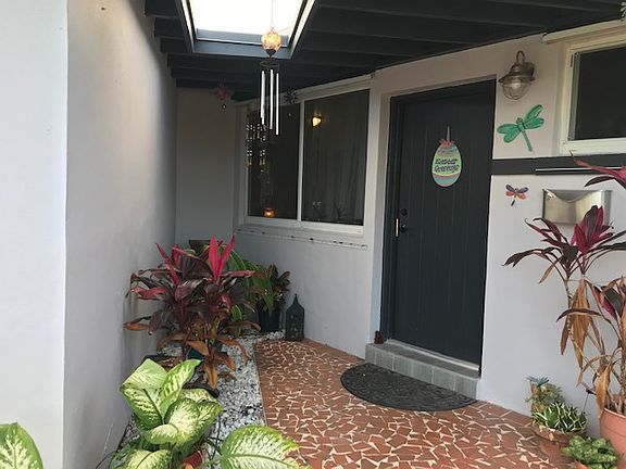 2nd image of 9751 Dominican Dr