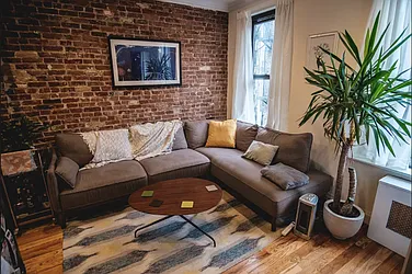 Rented by Nest Seekers International