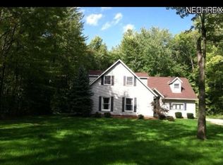 8336 W Craig Dr, Chagrin Falls, OH 44023