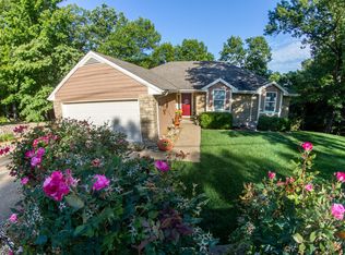 122 Duckhead Rd, Lake Ozark, MO 65049