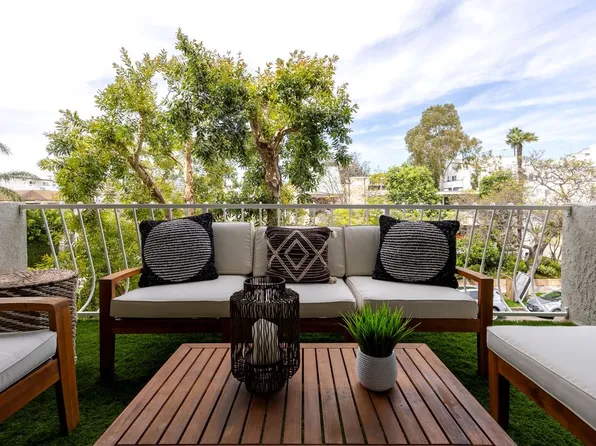 11918 Kiowa Ave APT 201, Los Angeles, CA 90049