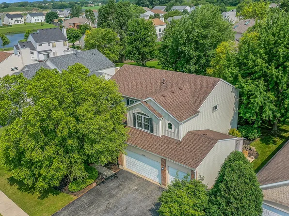 15066 W Keswick Pl, Lockport, IL 60441