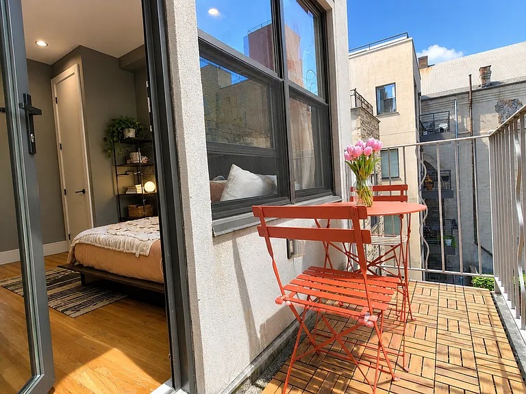 139 W 123rd St #PENTHOUSE — Photo 6