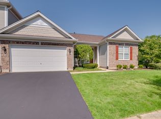 554 Nelson Dr, Geneva, IL 60134