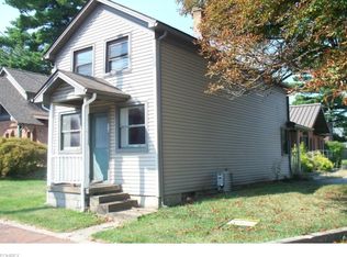 218 N Main St SE, Hubbard, OH