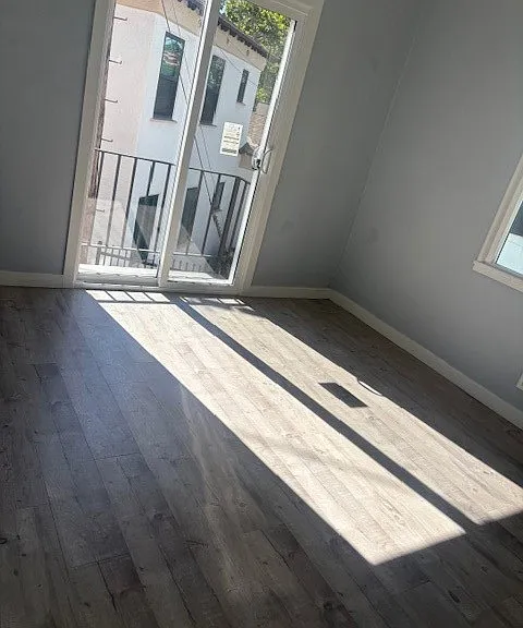 4213 8th Ave — Photo 3