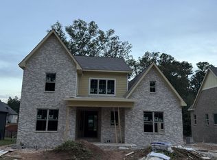 106 Bishop Bend Dr, Huntsville, AL 35806