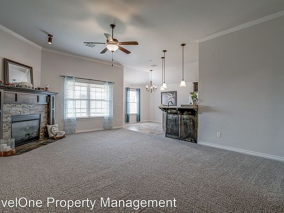 5th image of 2904 NW 181st St