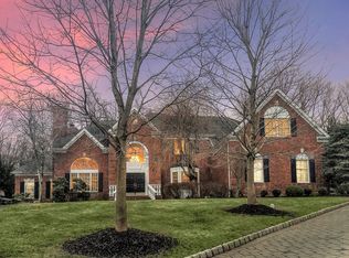 7 Orchard Way, Warren, NJ 07059