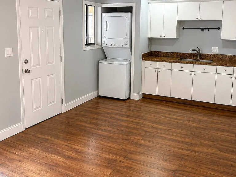 677 Trace Cir #205 — Photo 8