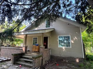 1337 N Jefferson St, Montezuma, IN 47862